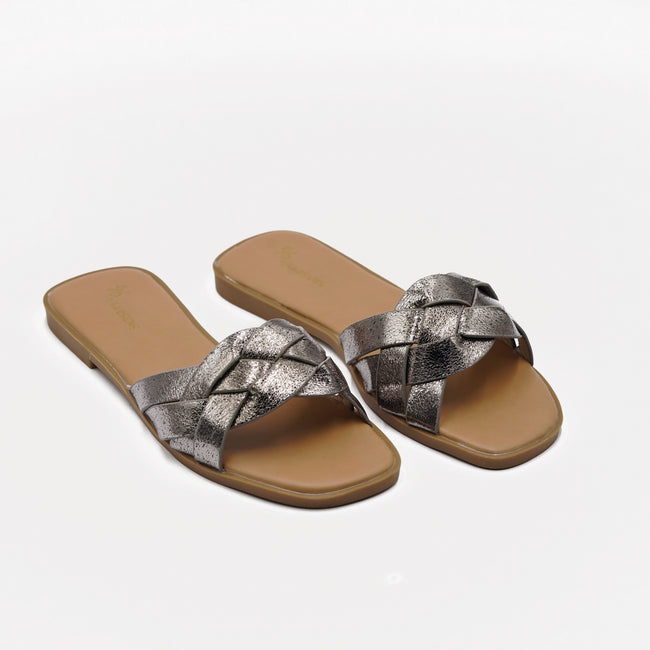 Shimmer Quilted Flat